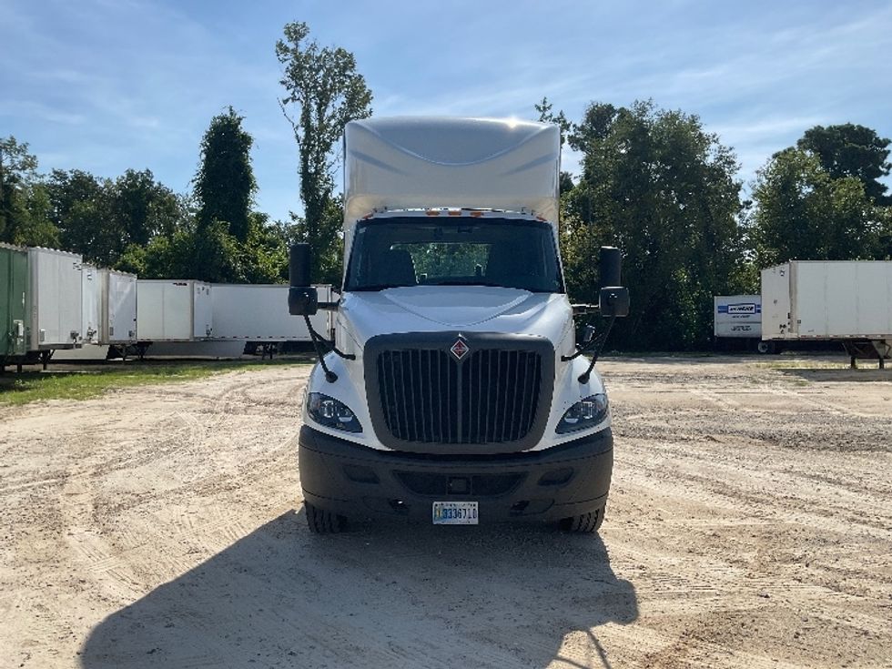 Day Cab Tractor-Heavy Duty Tractors-International-2023-RH613-Valdosta-GA-618,266\n\t\tmiles-$ 23,750 - Image 2