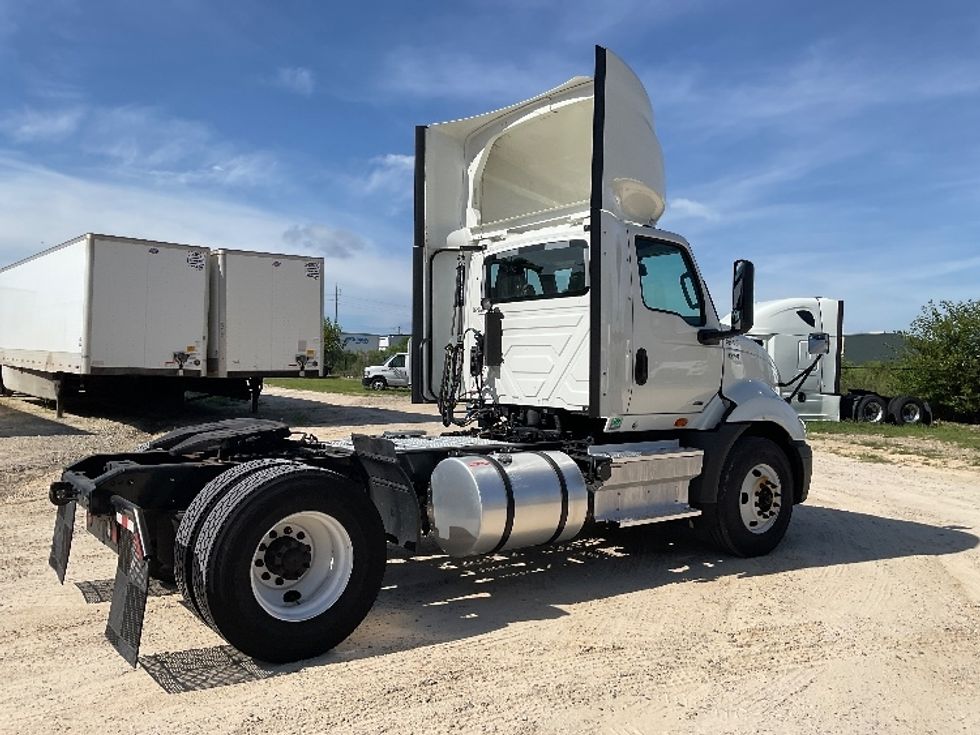 Day Cab Tractor-Heavy Duty Tractors-International-2023-RH613-Valdosta-GA-618,266\n\t\tmiles-$ 23,750 - Image 7