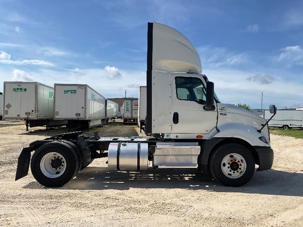 Day Cab Tractor-Heavy Duty Tractors-International-2023-RH613-Valdosta-GA-618,266\n\t\tmiles-$ 23,750 - Image 8