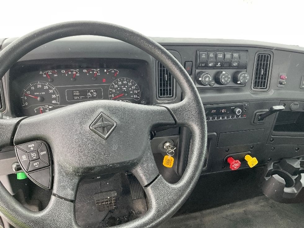 Day Cab Tractor-Heavy Duty Tractors-International-2024-MV607-Cadillac-MI-15,383\n\t\tmiles-$ 77,000 - Image 11