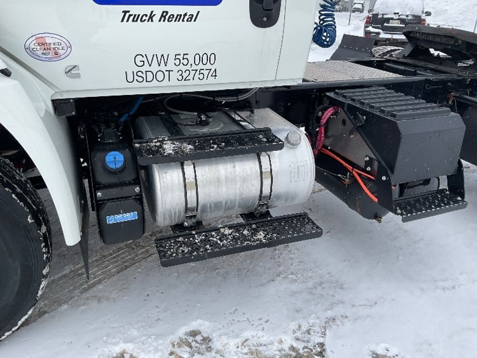 Day Cab Tractor-Heavy Duty Tractors-International-2024-MV607-Cadillac-MI-15,383\n\t\tmiles-$ 77,000 - Image 17