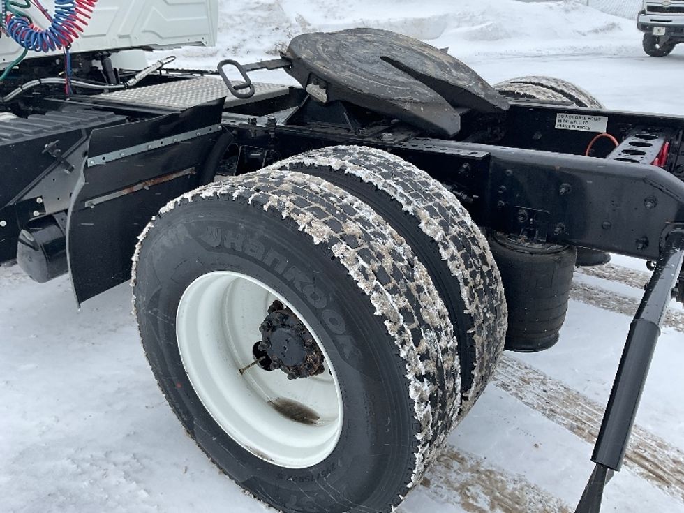 Day Cab Tractor-Heavy Duty Tractors-International-2024-MV607-Cadillac-MI-15,383\n\t\tmiles-$ 77,000 - Image 18