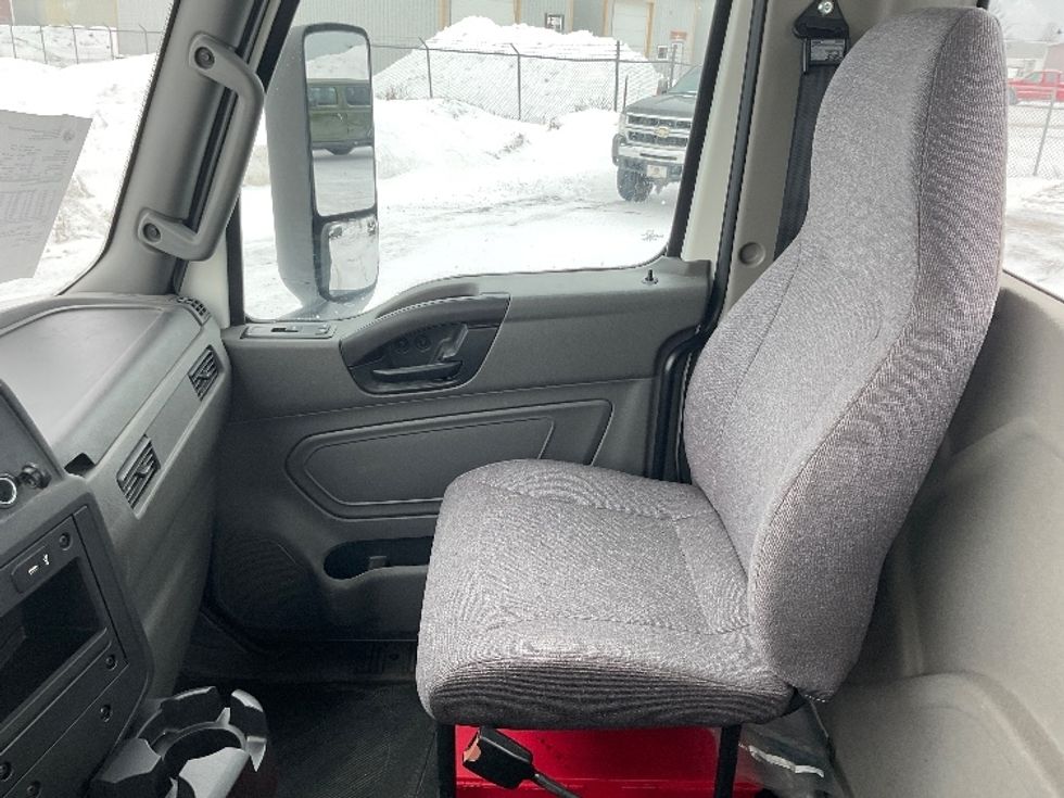 Day Cab Tractor-Heavy Duty Tractors-International-2024-MV607-Cadillac-MI-15,383\n\t\tmiles-$ 77,000 - Image 23