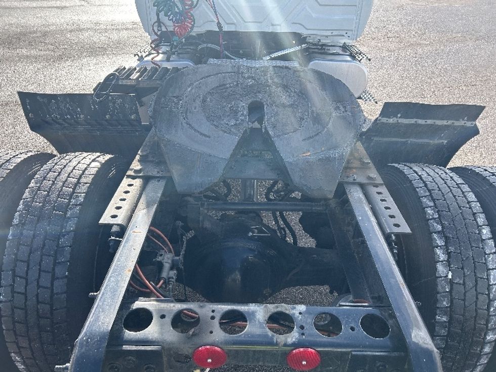 Day Cab Tractor-Heavy Duty Tractors-International-2024-MV607-Lansing-MI-20,567\n\t\tmiles-$ 75,500 - Image 6