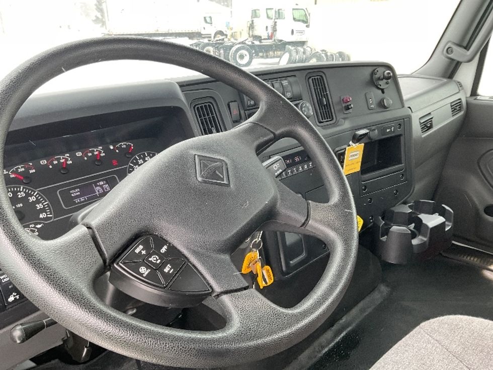 Day Cab Tractor-Heavy Duty Tractors-International-2024-MV607-Lansing-MI-6,559\n\t\tmiles-$ 77,750 - Image 10