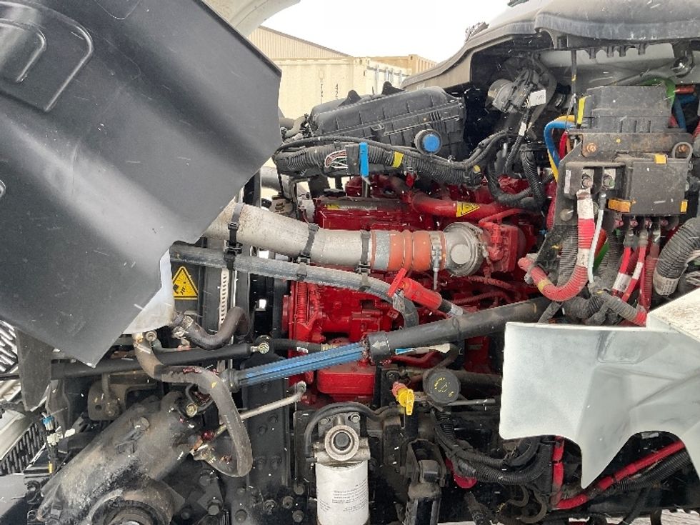 Day Cab Tractor-Heavy Duty Tractors-International-2024-MV607-Lansing-MI-6,559\n\t\tmiles-$ 77,750 - Image 16