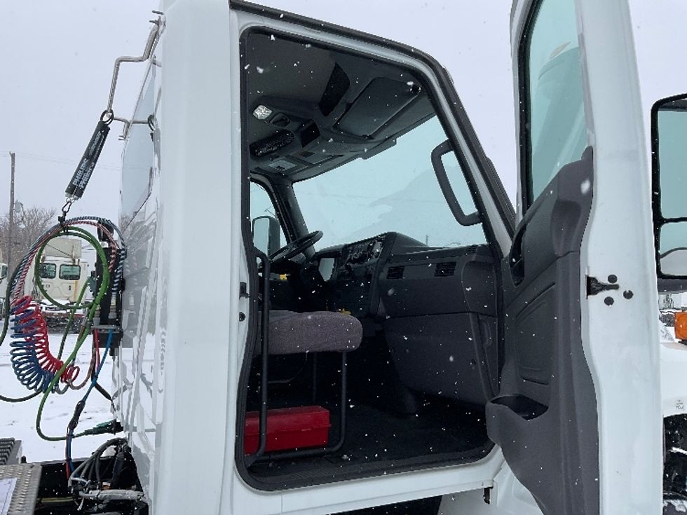 Day Cab Tractor-Heavy Duty Tractors-International-2024-MV607-Lansing-MI-8,608\n\t\tmiles-$ 76,500 - Image 12