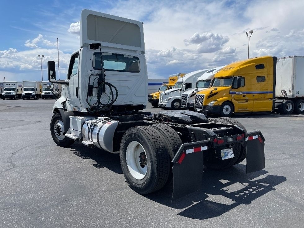 Day Cab Tractor-Heavy Duty Tractors-International-2024-RH613-Fresno-CA-58,732\n\t\tmiles-$ 65,250 - Image 5