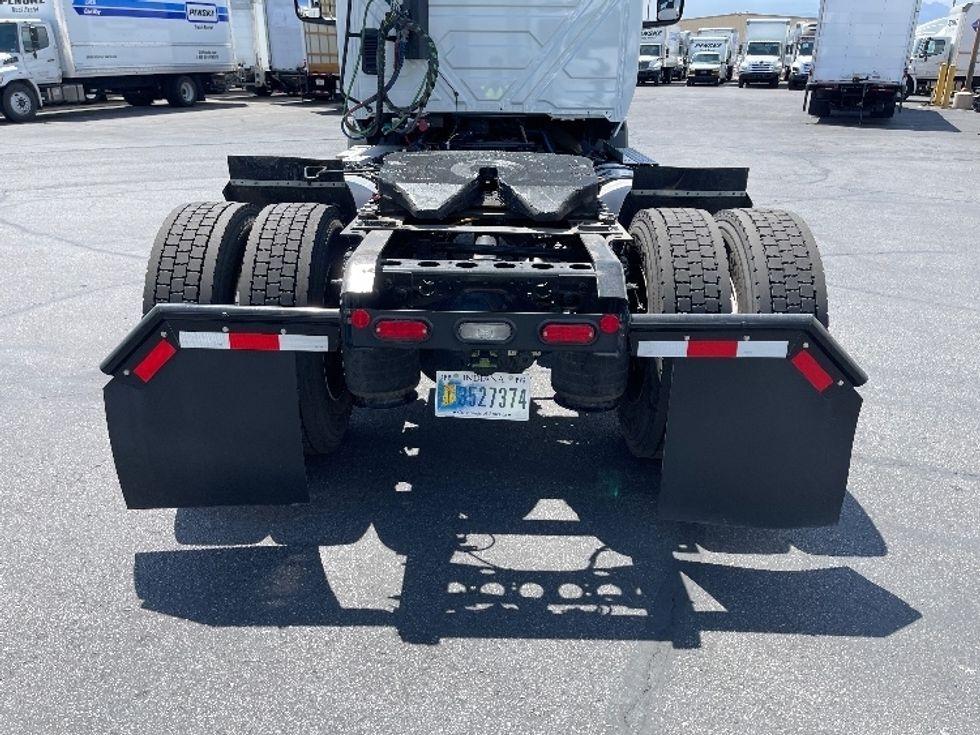 Day Cab Tractor-Heavy Duty Tractors-International-2024-RH613-Fresno-CA-58,732\n\t\tmiles-$ 65,250 - Image 6