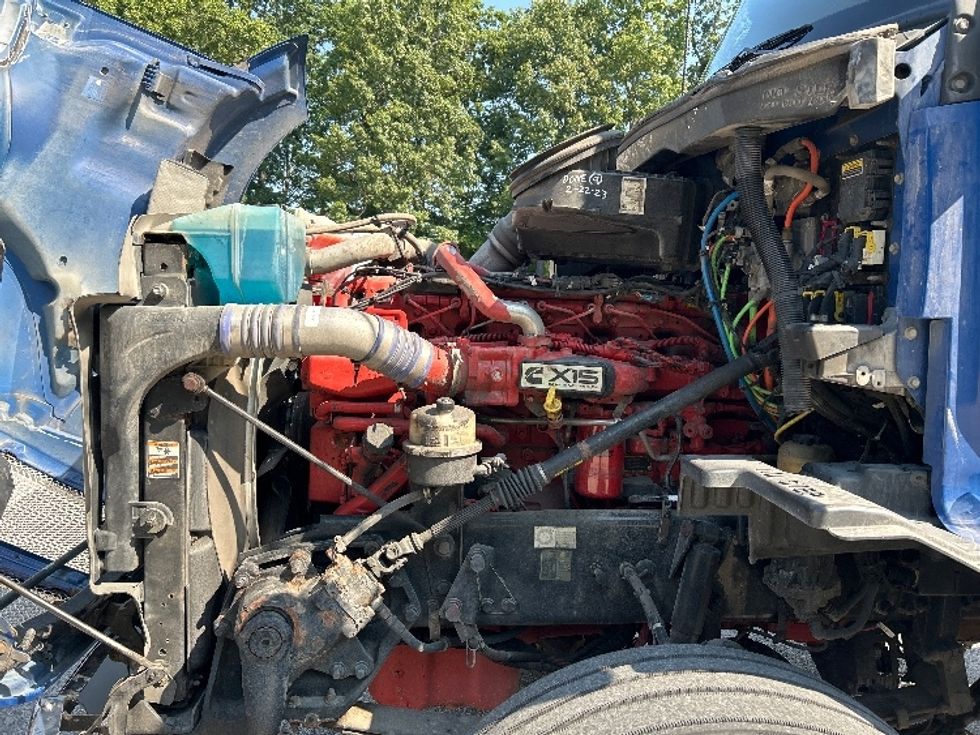 Day Cab Tractor-Heavy Duty Tractors-Kenworth-2019-T680-Byron Center-MI-466,075\n\t\tmiles-$ 41,500 - Image 16
