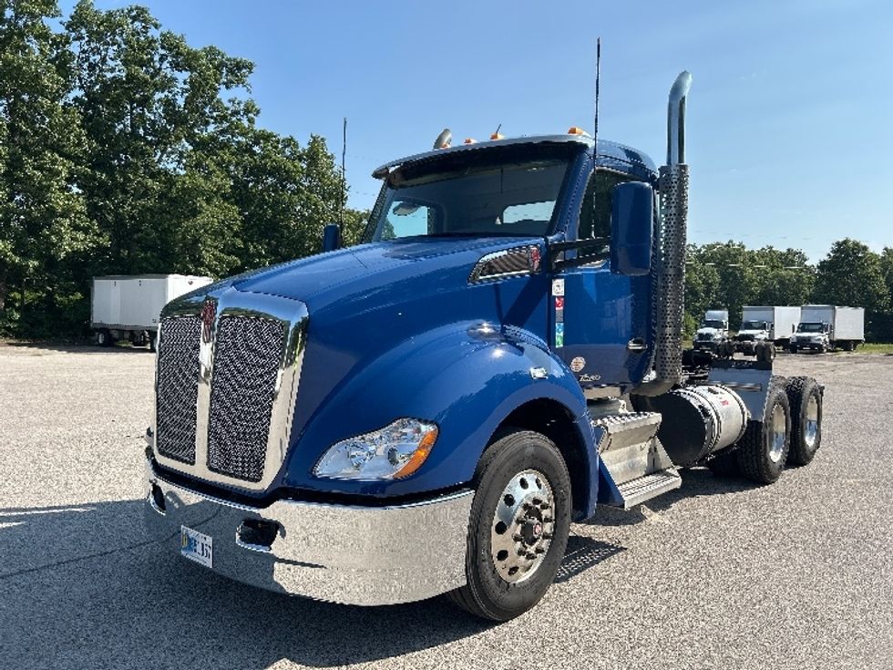 Day Cab Tractor-Heavy Duty Tractors-Kenworth-2019-T680-Byron Center-MI-466,075\n\t\tmiles-$ 41,500 - Image 3