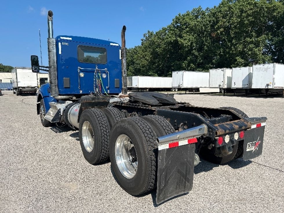 Day Cab Tractor-Heavy Duty Tractors-Kenworth-2019-T680-Byron Center-MI-466,075\n\t\tmiles-$ 41,500 - Image 5