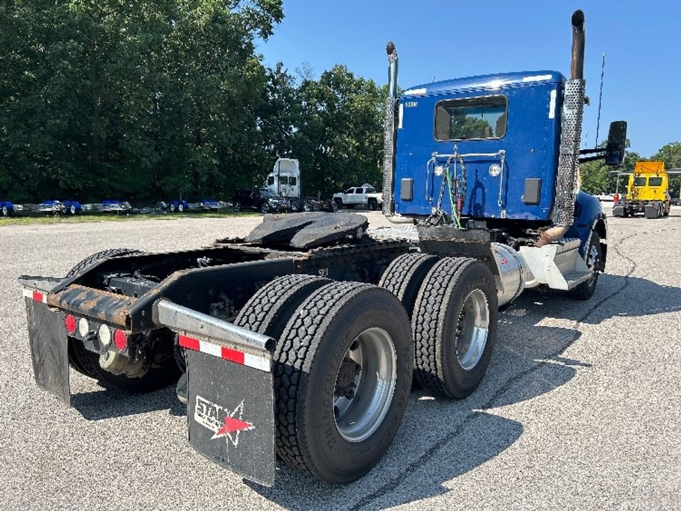 Day Cab Tractor-Heavy Duty Tractors-Kenworth-2019-T680-Byron Center-MI-466,075\n\t\tmiles-$ 41,500 - Image 7