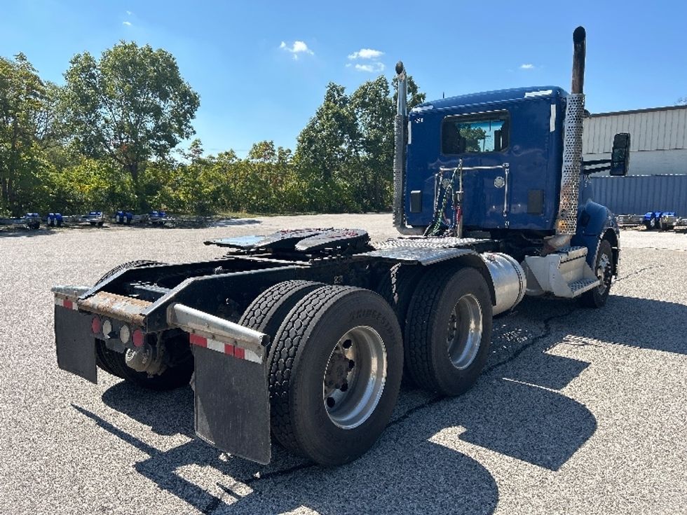 Day Cab Tractor-Heavy Duty Tractors-Kenworth-2019-T680-Muskegon-MI-490,530\n\t\tmiles-$ 38,500 - Image 7