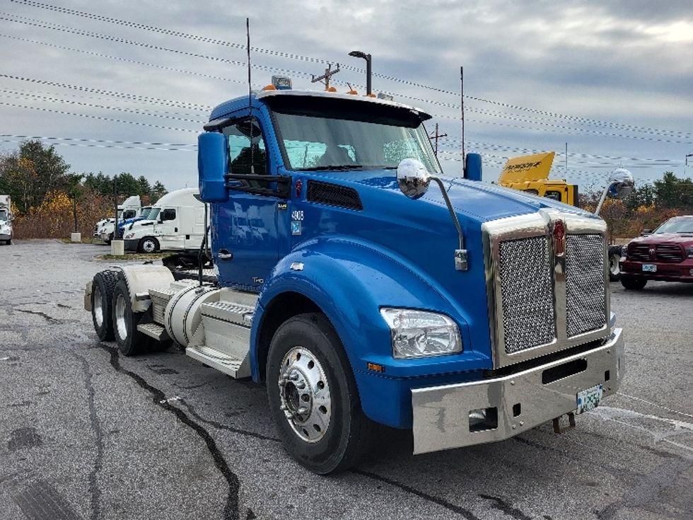 Day Cab Tractor-Heavy Duty Tractors-Kenworth-2021-T880-Londonderry-NH-465,797\n\t\tmiles-$ 68,750 - Image 1