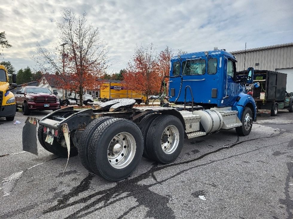Day Cab Tractor-Heavy Duty Tractors-Kenworth-2021-T880-Londonderry-NH-465,797\n\t\tmiles-$ 68,750 - Image 7