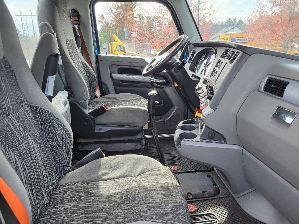 Day Cab Tractor-Heavy Duty Tractors-Kenworth-2021-T880-Londonderry-NH-474,226\n\t\tmiles-$ 68,000 - Image 14