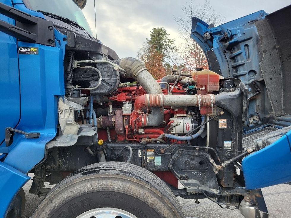 Day Cab Tractor-Heavy Duty Tractors-Kenworth-2021-T880-Londonderry-NH-481,823\n\t\tmiles-$ 67,500 - Image 15
