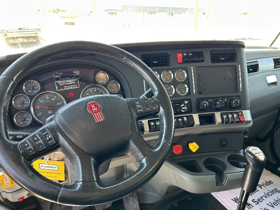 Day Cab Tractor-Heavy Duty Tractors-Kenworth-2021-T880-Odessa-TX-179,733\n\t\tmiles-$ 72,750 - Image 11