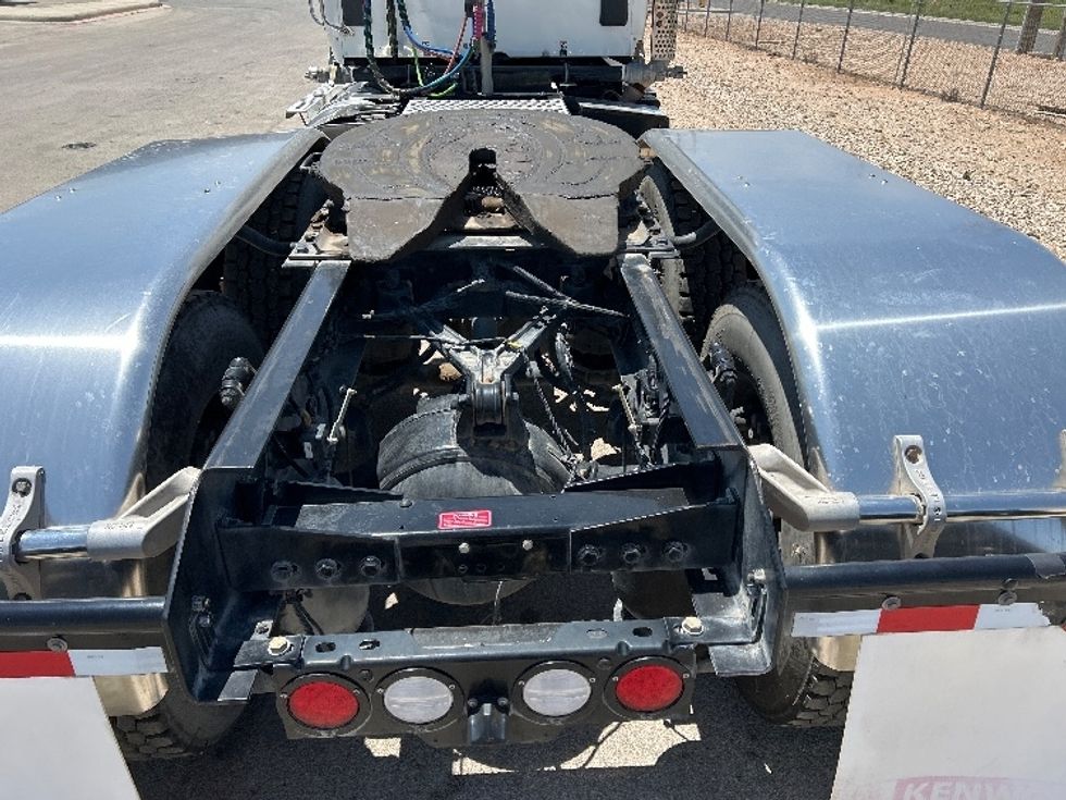 Day Cab Tractor-Heavy Duty Tractors-Kenworth-2021-T880-Odessa-TX-179,733\n\t\tmiles-$ 72,750 - Image 6