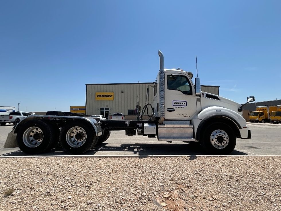 Day Cab Tractor-Heavy Duty Tractors-Kenworth-2021-T880-Odessa-TX-179,733\n\t\tmiles-$ 72,750 - Image 8