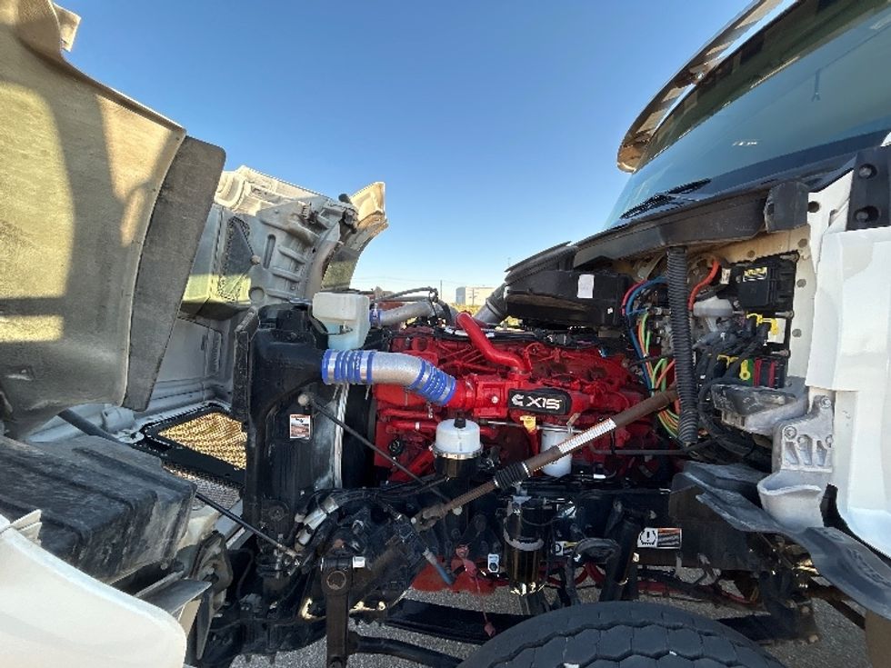 Day Cab Tractor-Heavy Duty Tractors-Kenworth-2021-T880-Odessa-TX-217,648\n\t\tmiles-$ 79,000 - Image 16