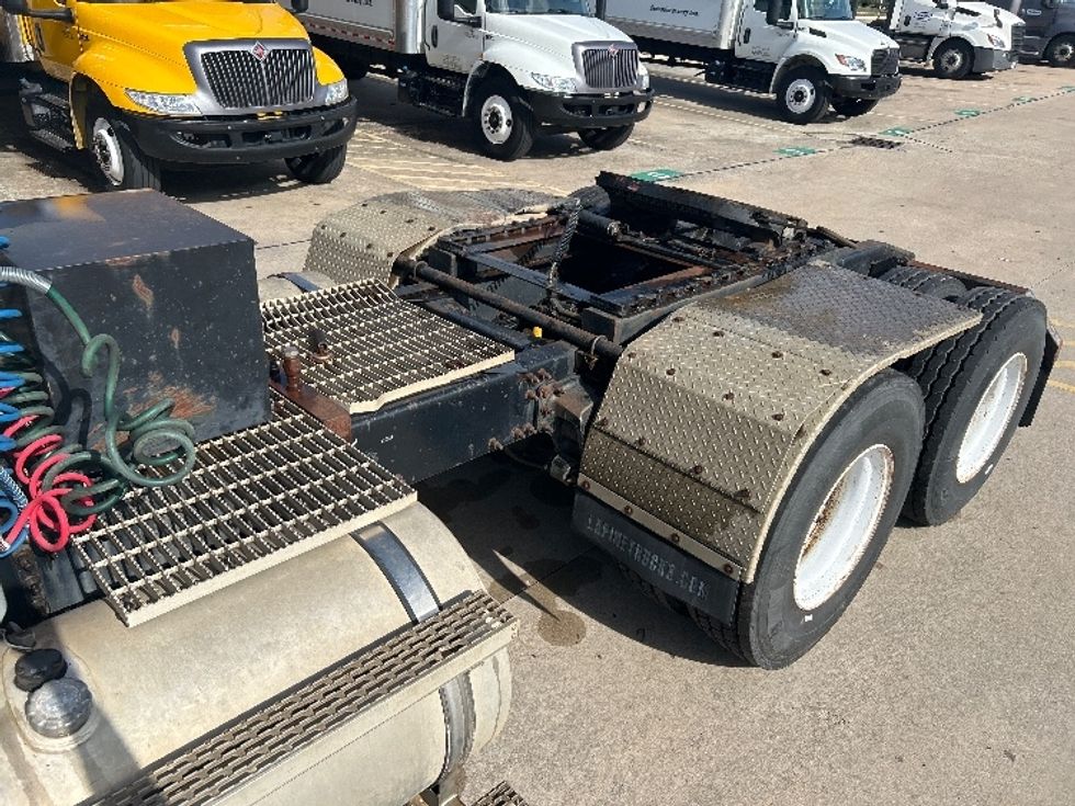 Day Cab Tractor-Heavy Duty Tractors-Mack-2005-Vision CXN613-Houston-TX-487,890\n\t\tmiles-$ 12,500 - Image 17