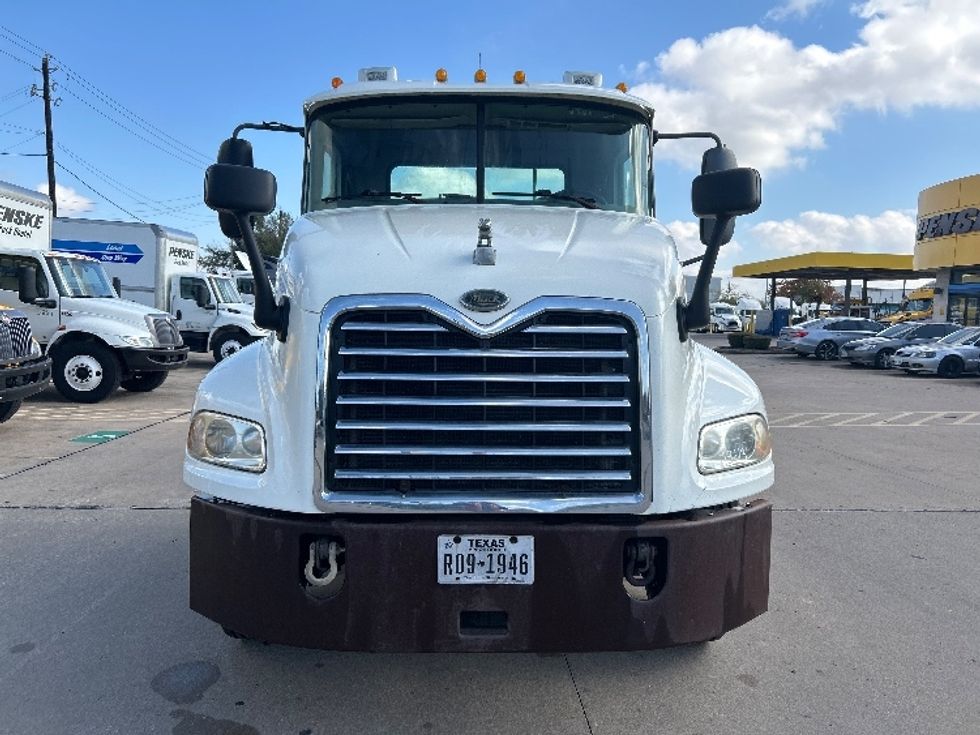 Day Cab Tractor-Heavy Duty Tractors-Mack-2005-Vision CXN613-Houston-TX-487,890\n\t\tmiles-$ 12,500 - Image 2