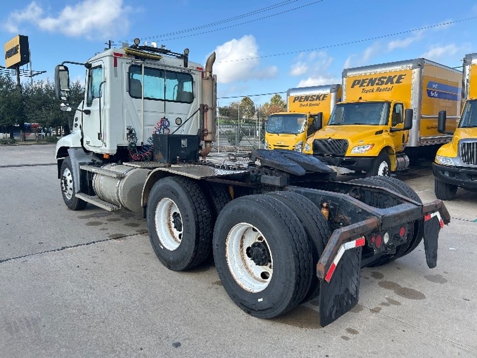 Day Cab Tractor-Heavy Duty Tractors-Mack-2005-Vision CXN613-Houston-TX-487,890\n\t\tmiles-$ 12,500 - Image 5
