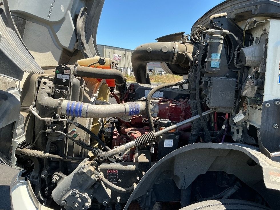 Day Cab Tractor-Heavy Duty Tractors-Mack-2022-ANTHEM-West Sacramento-CA-186,306\n\t\tmiles-$ 61,250 - Image 16