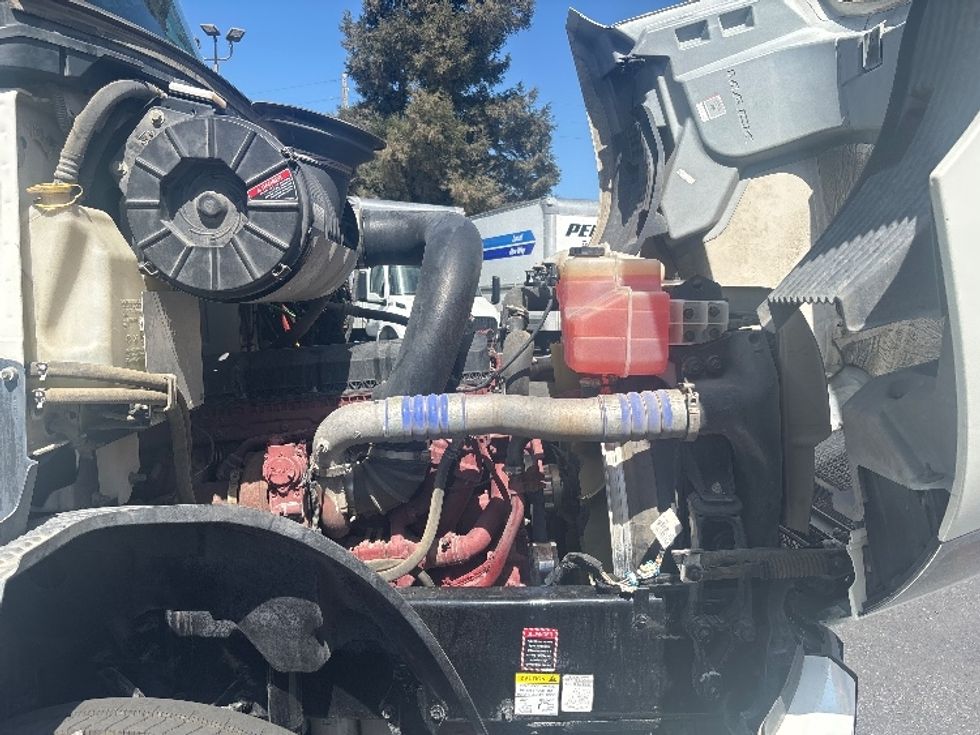 Day Cab Tractor-Heavy Duty Tractors-Mack-2022-ANTHEM-West Sacramento-CA-216,382\n\t\tmiles-$ 60,250 - Image 16