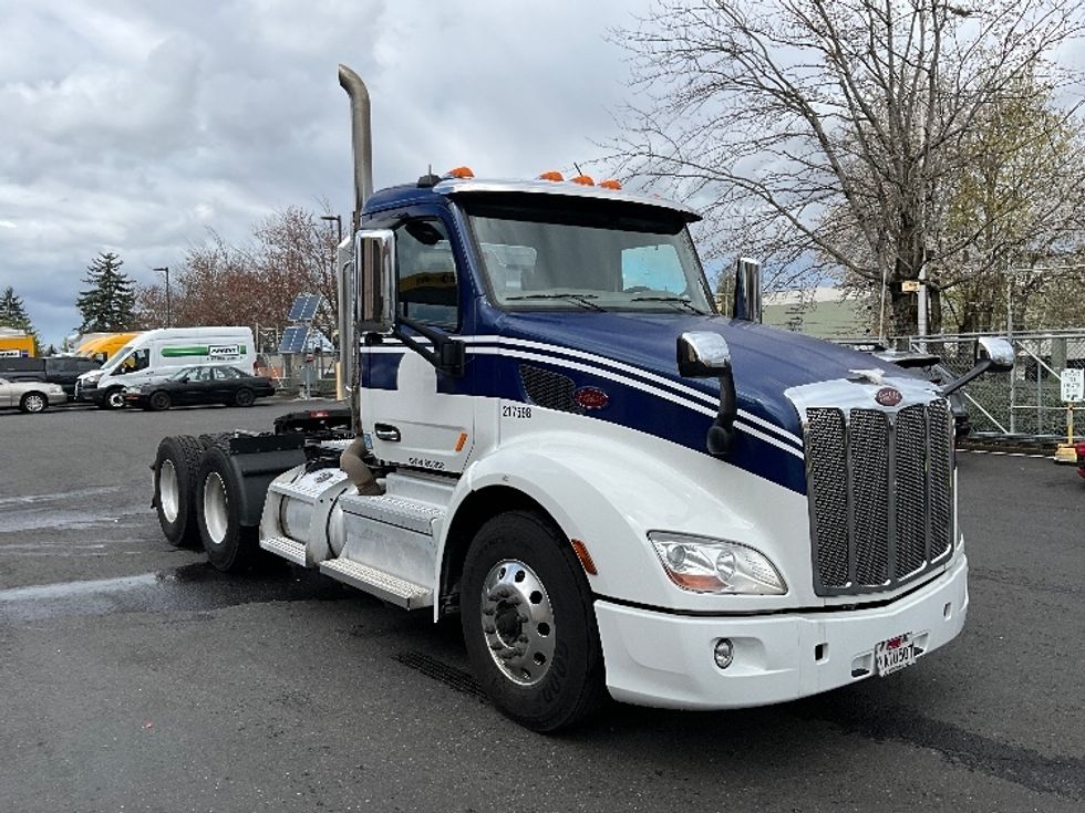 Day Cab Tractor-Heavy Duty Tractors-Peterbilt-2019-579-Portland-OR-224,315\n\t\tmiles-$ 55,250 - Image 1