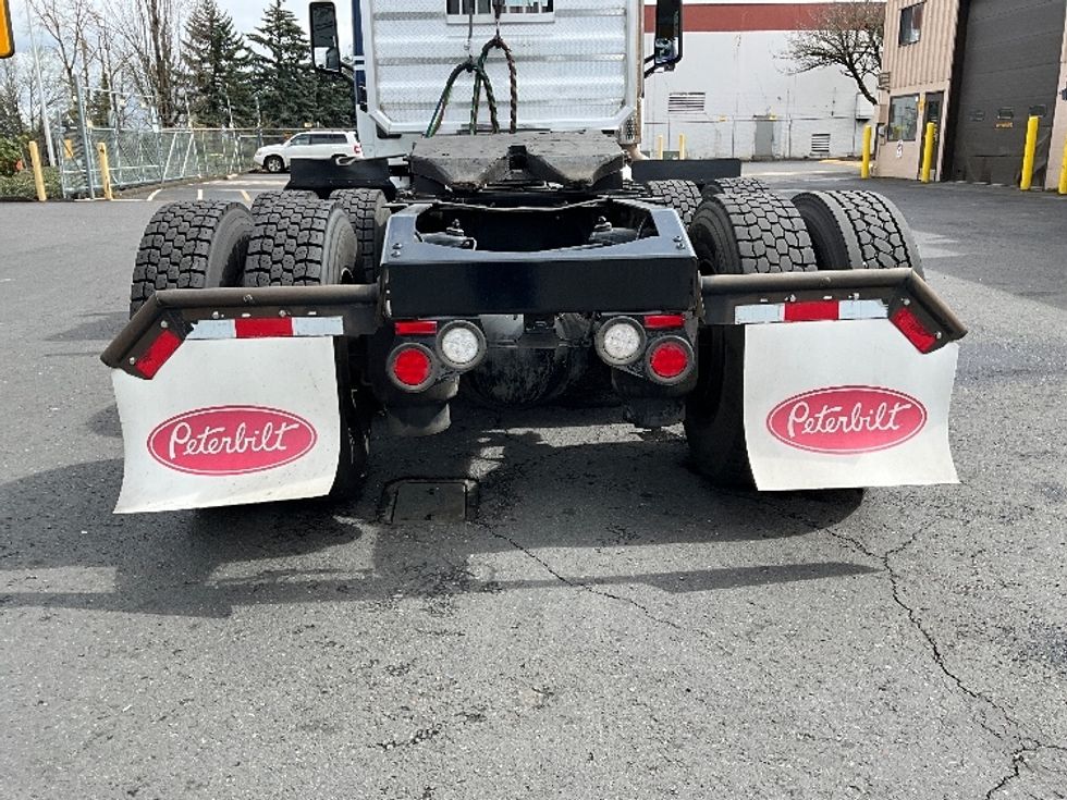 Day Cab Tractor-Heavy Duty Tractors-Peterbilt-2019-579-Portland-OR-224,315\n\t\tmiles-$ 55,250 - Image 21