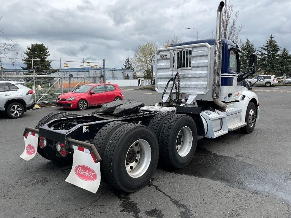 Day Cab Tractor-Heavy Duty Tractors-Peterbilt-2019-579-Portland-OR-224,315\n\t\tmiles-$ 55,250 - Image 7
