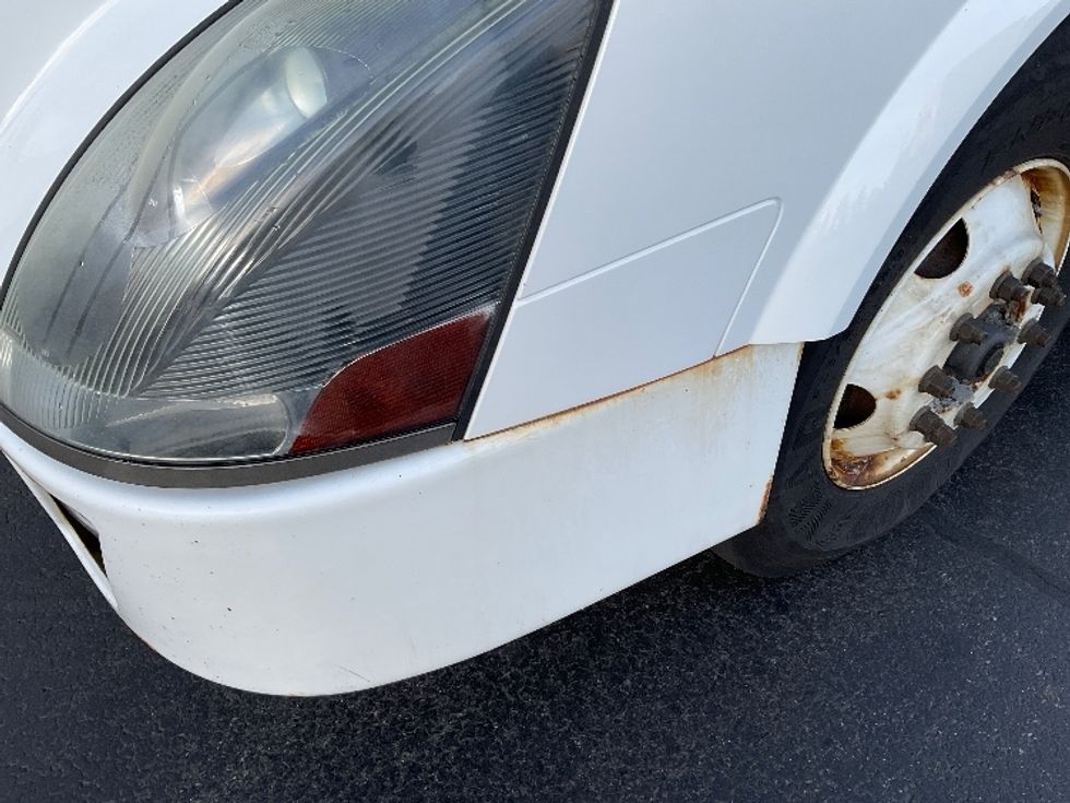 Day Cab Tractor-Heavy Duty Tractors-Volvo-2015-VNL64T300-Londonderry-NH-424,958\n\t\tmiles-$ 22,750 - Image 19