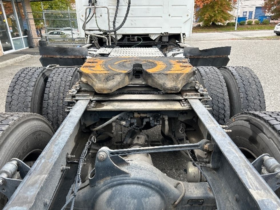 Day Cab Tractor-Heavy Duty Tractors-Volvo-2018-VNL64T300-Delta-BC-483,610\n\t\tkm-$ 56,500 - Image 6