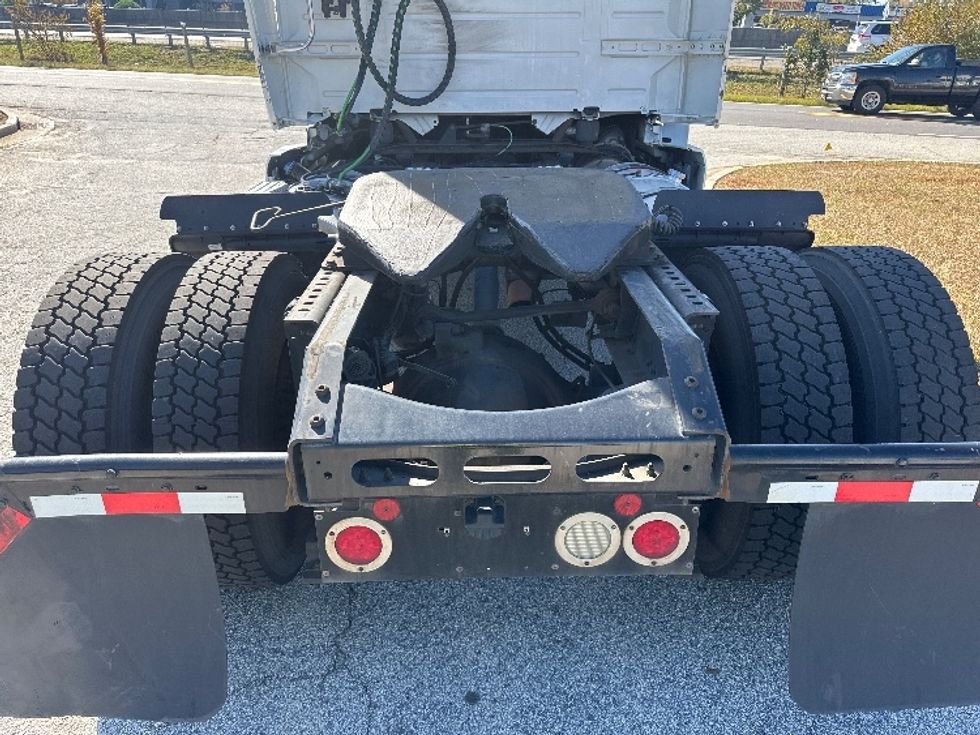 Day Cab Tractor-Heavy Duty Tractors-Volvo-2019-VNL42300-Atlanta (Conyers)-GA-298,937\n\t\tmiles-$ 36,500 - Image 6
