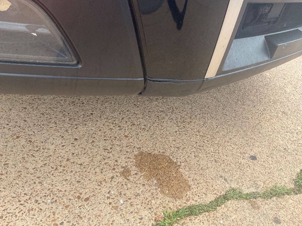 Day Cab Tractor-Heavy Duty Tractors-Volvo-2019-VNL62300-Memphis-TN-718,383\n\t\tmiles-$ 25,250 - Image 18