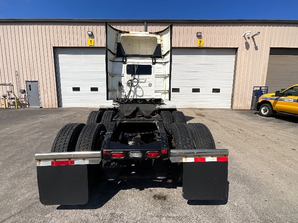 Day Cab Tractor-Heavy Duty Tractors-Volvo-2019-VNL64T300-Cambridge-ON-413,270\n\t\tkm-$ 48,500 - Image 6