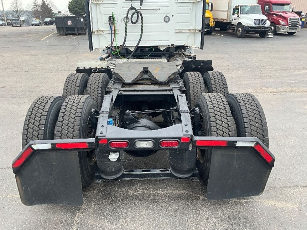 Day Cab Tractor-Heavy Duty Tractors-Volvo-2019-VNL64T300-Cambridge-ON-639,729\n\t\tkm-$ 41,250 - Image 6