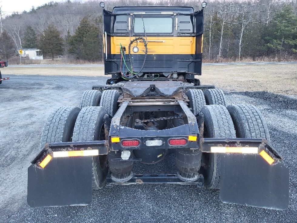 Day Cab Tractor-Heavy Duty Tractors-Volvo-2019-VNL64T300-Coxsackie-NY-384,049\n\t\tmiles-$ 40,250 - Image 6
