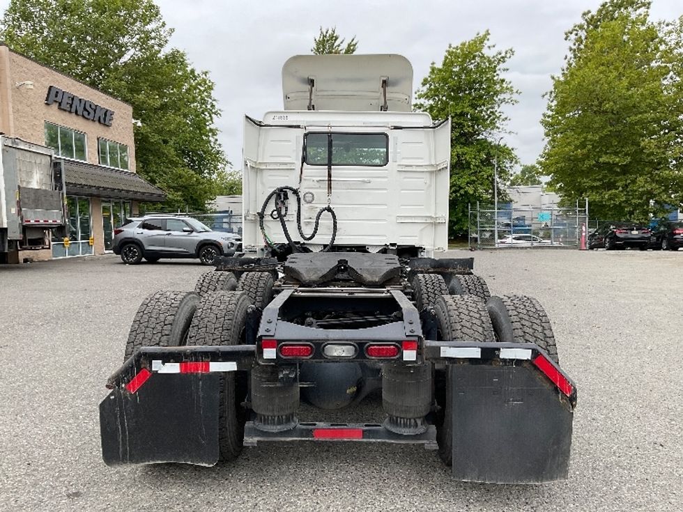 Day Cab Tractor-Heavy Duty Tractors-Volvo-2019-VNL64T300-Delta-BC-122,888\n\t\tkm-$ 79,250 - Image 6