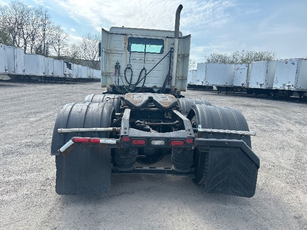 Day Cab Tractor-Heavy Duty Tractors-Volvo-2019-VNL64T300-Flower Mound-TX-333,094\n\t\tmiles-$ 52,250 - Image 6