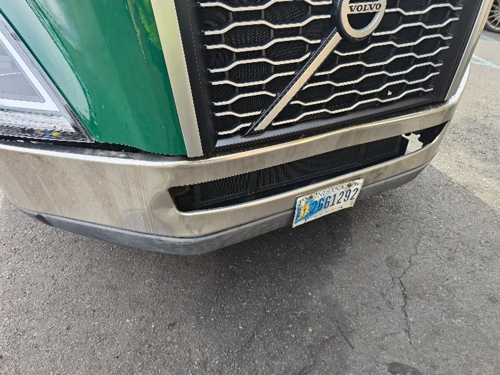 Day Cab Tractor-Heavy Duty Tractors-Volvo-2019-VNL64T300-Kearny-NJ-263,519\n\t\tmiles-$ 46,500 - Image 17