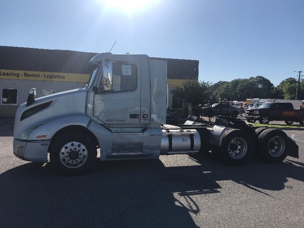 Your Next Used 2019 Volvo VNL64T300, 19075, Is For Sale And Ready For You In Lafayette, LA. See