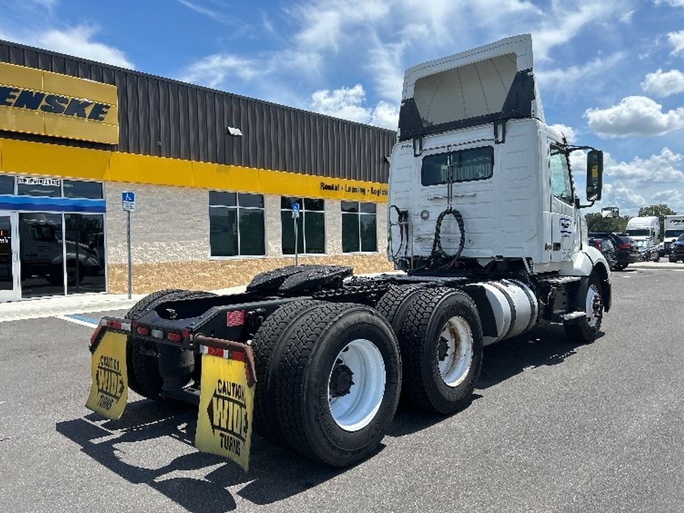 Day Cab Tractor-Heavy Duty Tractors-Volvo-2019-VNL64T300-Ocala-FL-275,754\n\t\tmiles-$ 53,000 - Image 7