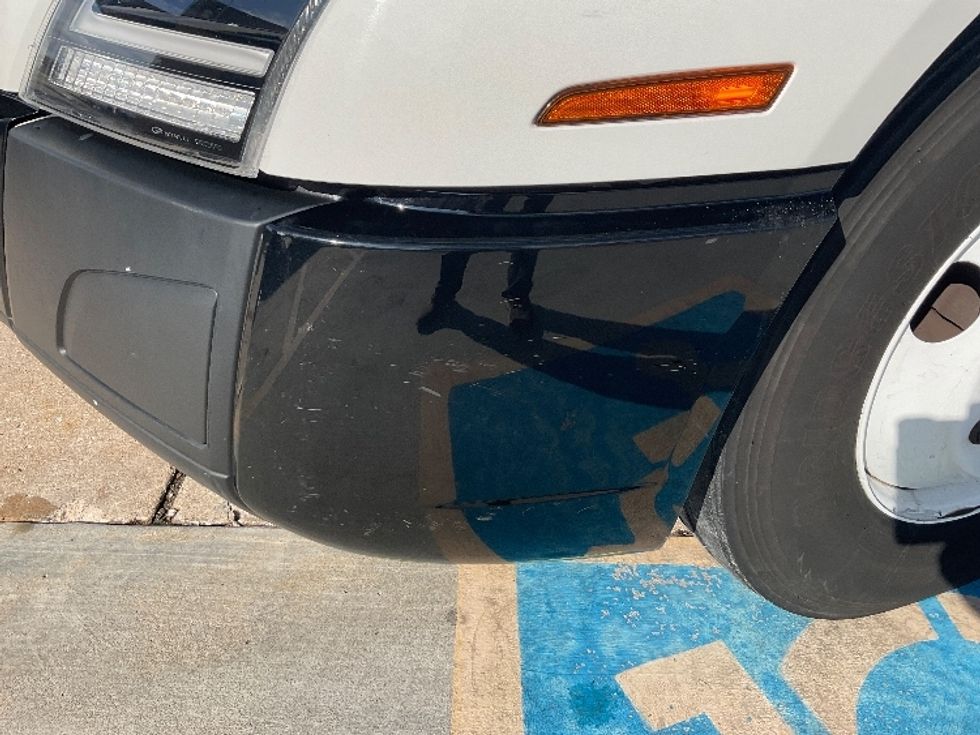 Day Cab Tractor-Heavy Duty Tractors-Volvo-2019-VNL64T300-Oklahoma City-OK-523,269\n\t\tmiles-$ 45,250 - Image 18