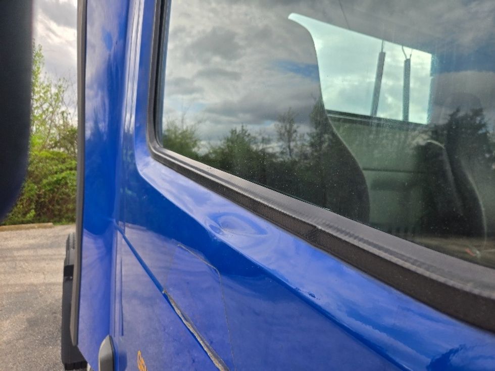 Day Cab Tractor-Heavy Duty Tractors-Volvo-2020-VNL62300-Columbia-TN-839,400\n\t\tmiles-$ 25,000 - Image 19