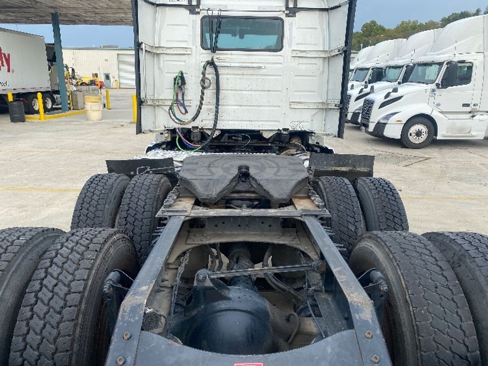Day Cab Tractor-Heavy Duty Tractors-Volvo-2020-VNL64T300-Bessemer-AL-488,795\n\t\tmiles-$ 42,000 - Image 6