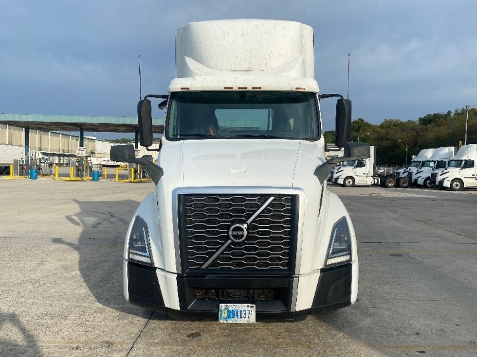 Day Cab Tractor-Heavy Duty Tractors-Volvo-2020-VNL64T300-Bessemer-AL-505,754\n\t\tmiles-$ 40,500 - Image 2